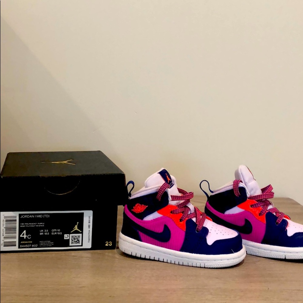 Toddler Jordan 1 mid